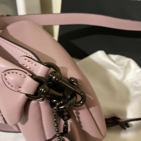 Coach Tabby 18 Iced Purple Pillow Leather shoulder bag - Picture 6 of 16